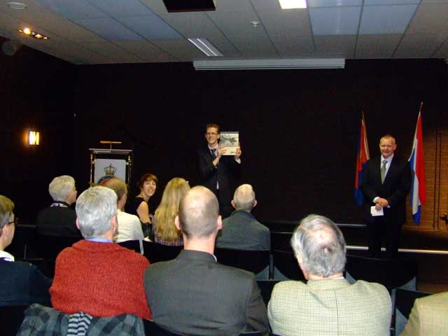 Edwin Hoogschagen during the book presentation