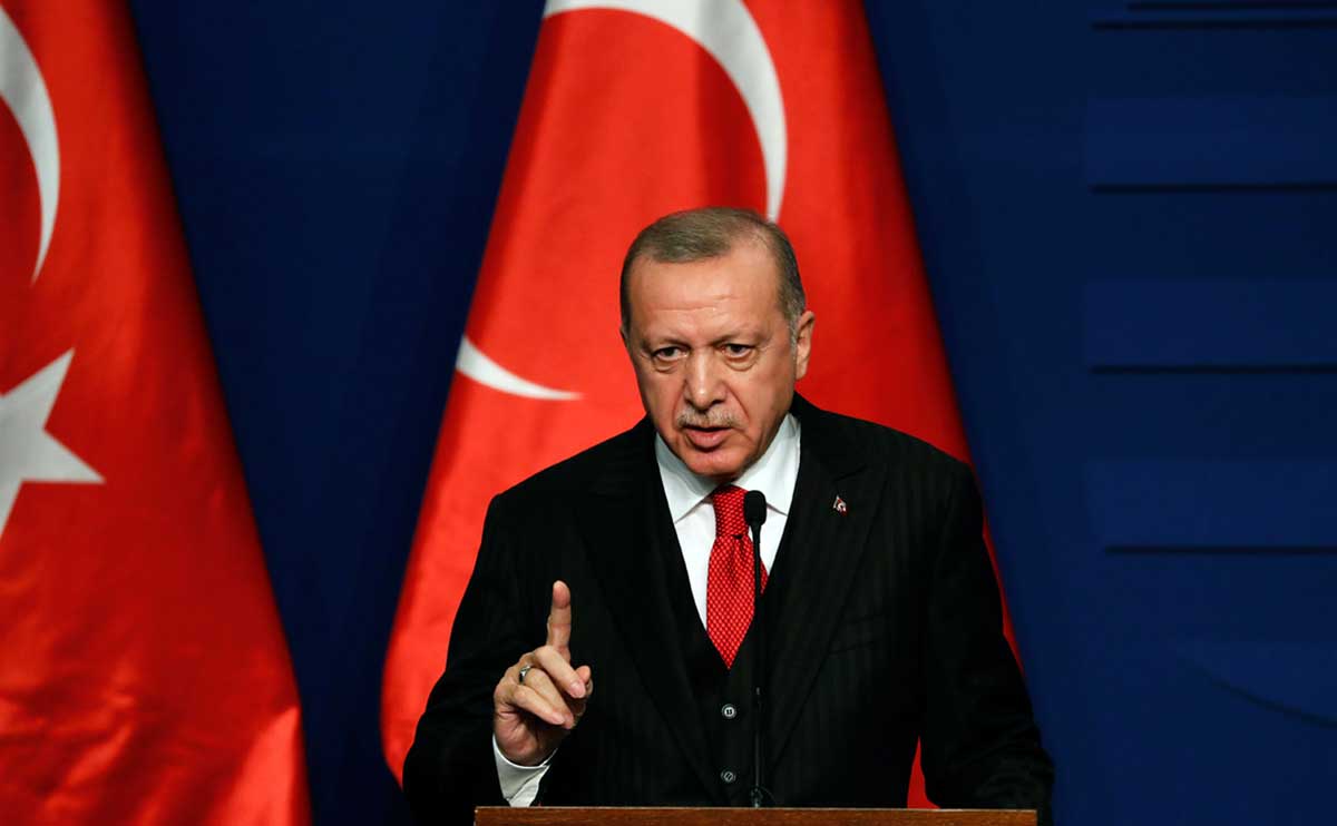 Ердоган- нови султан у демократској одори?